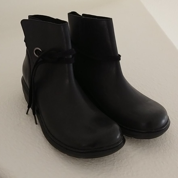 Dr. Martens Shoes - Dr. Martens sz 8 US Shelby Boots black NWOB